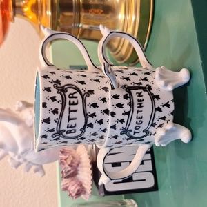 Molly Hatch Cream & Sugar Set